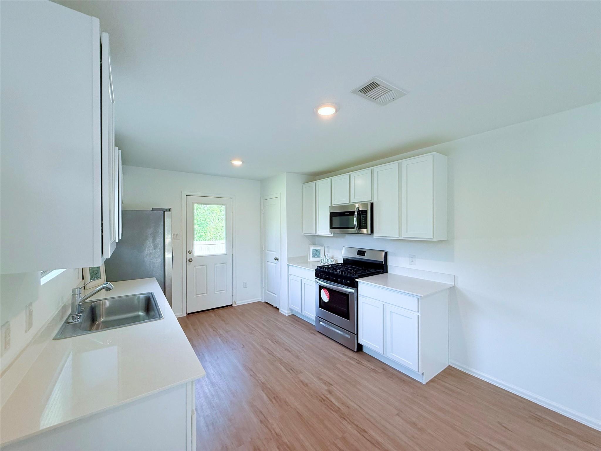 19591 Manduca Drive photo 13