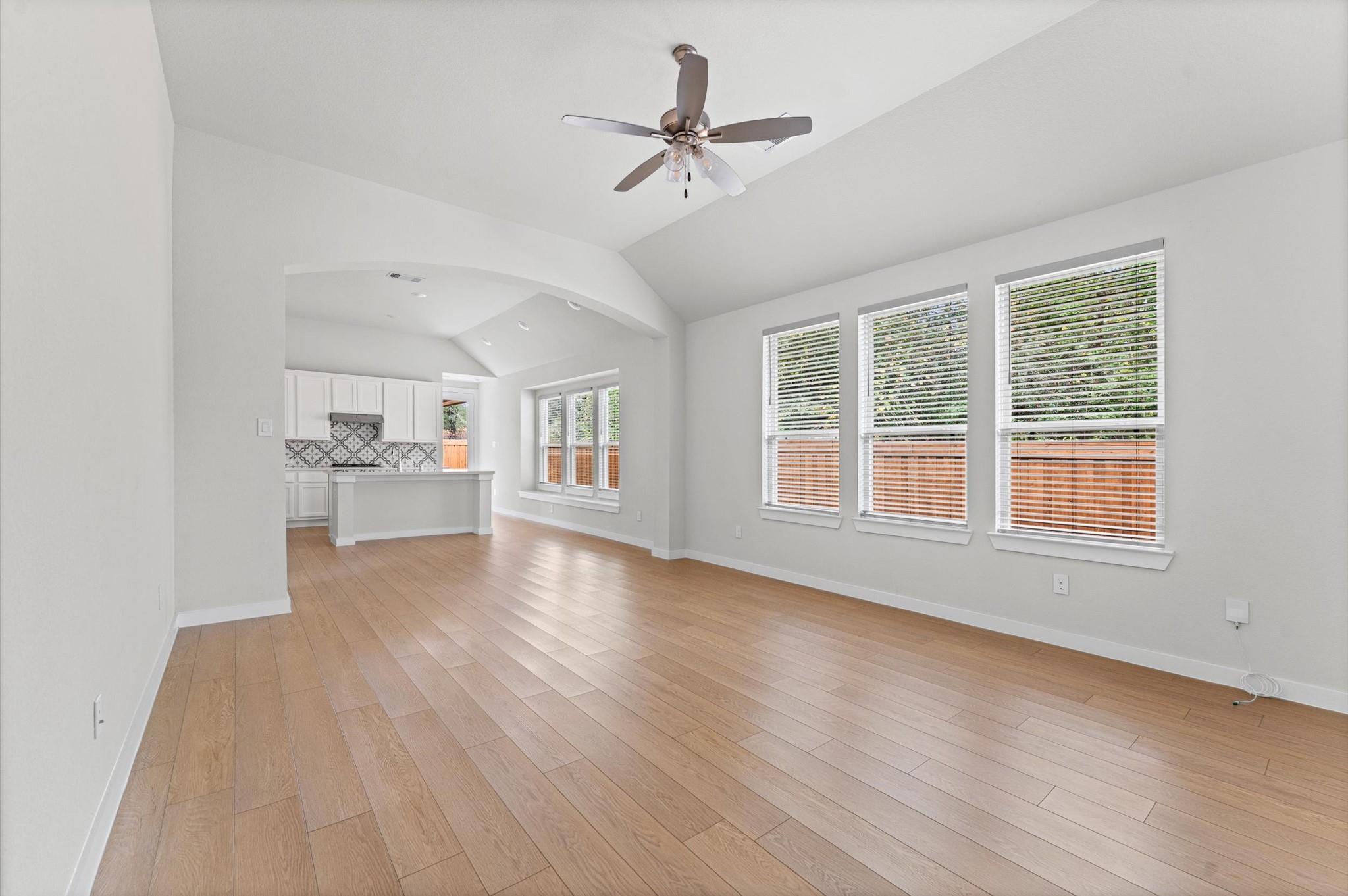 7909 Wild Thicket Drive photo 5