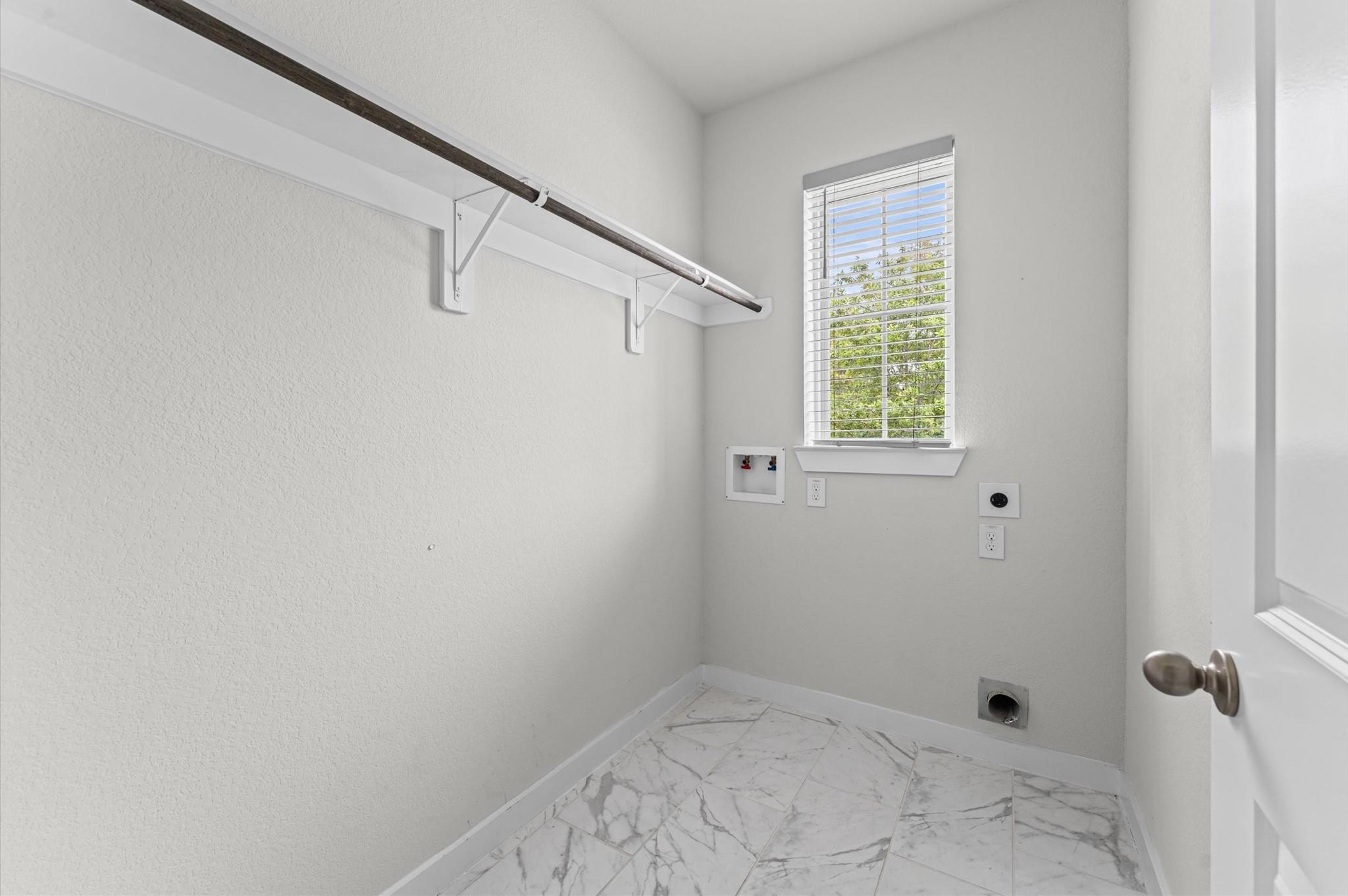 7909 Wild Thicket Drive photo 25